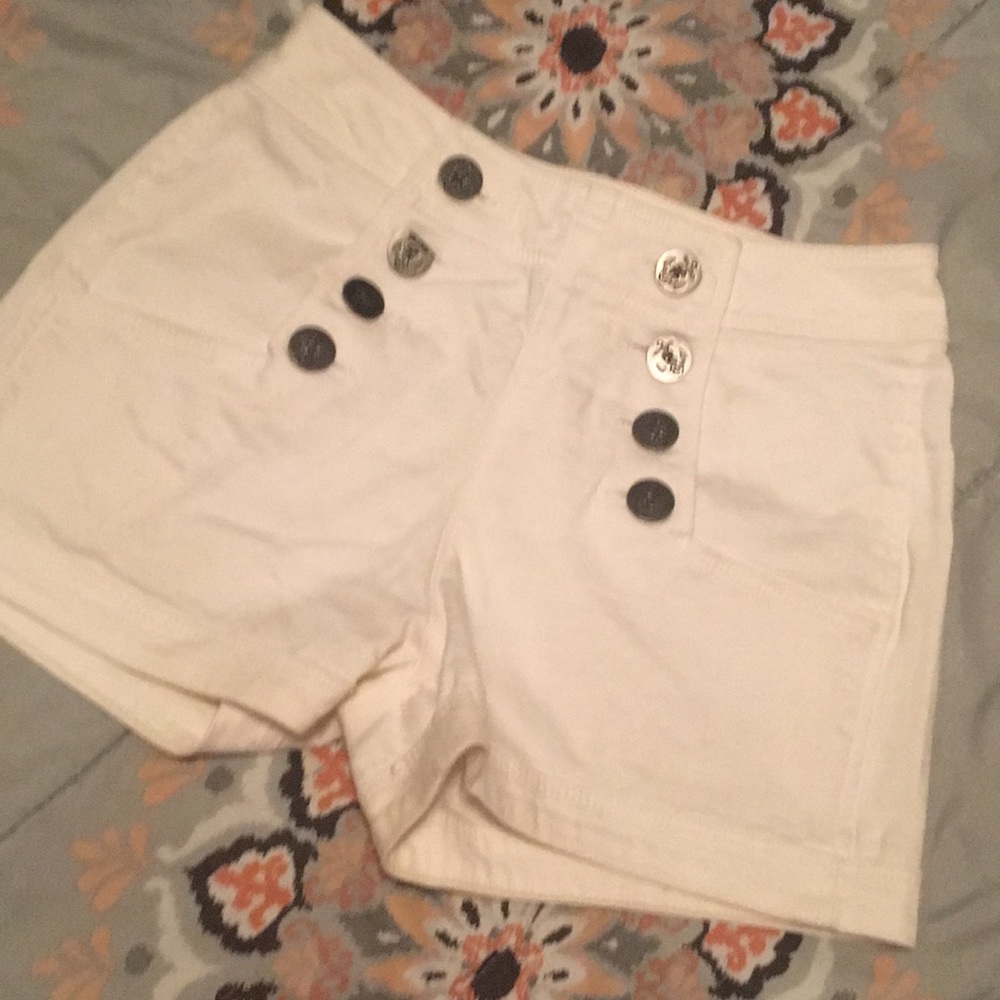 Express High Rise shorts - Picture 2 of 3